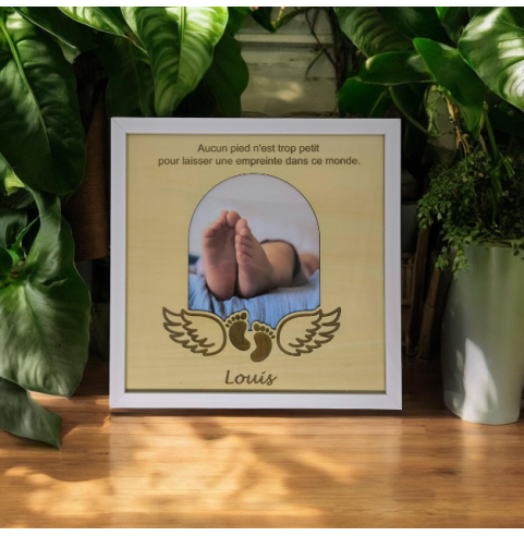 Cadre Souvenir Défunt Personnalisable en Bois - Hommage Élégant Deuil