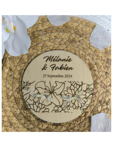 Porte-Alliances Mariage Bois Personnalisé | Prénoms & Date Gravés Motif Fleurs Tropicales