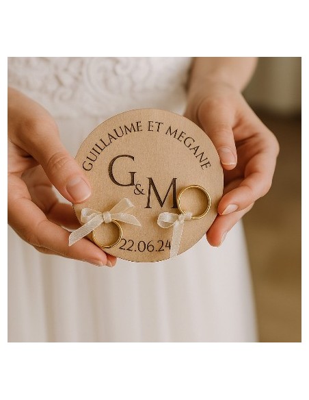 Porte-Alliances Mariage Bois Personnalisé | Prénoms & Date Gravés Bordure Initiales