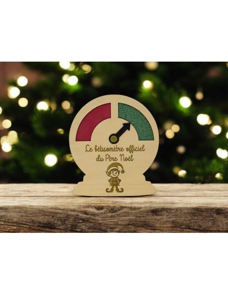Bêtisomètre officiel et caméra Père Noël en bois gravé, accessoires de mise en scène pour lutin farceur, décoration enfant Noël.