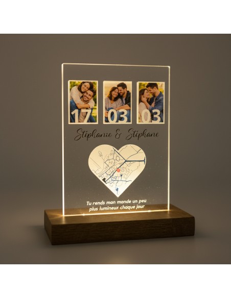 Cadre photo couple personnalisé avec date et carte du lieu