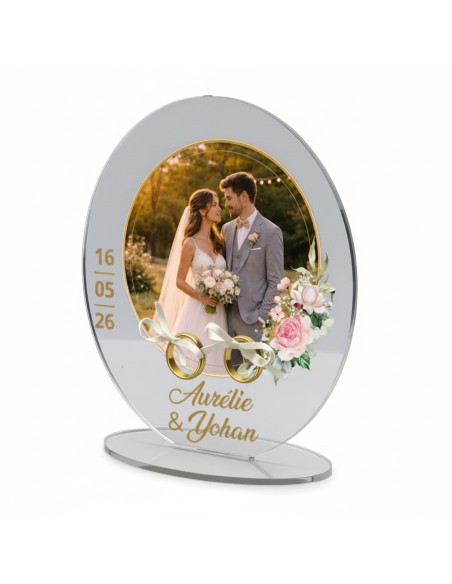 porte alliances personnalisé mariage en acrylique transparent avec prénoms date et photo des mariés